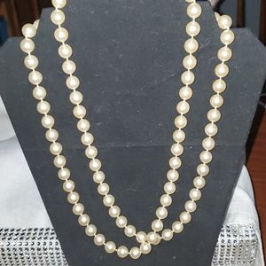 Beautiful faux Pearls Necklace